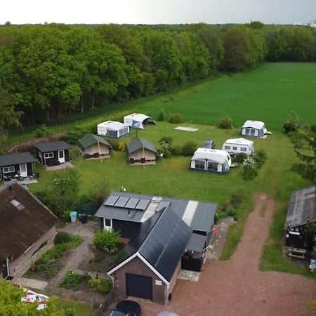 Trekkershut Hotel Beilen Bagian luar foto