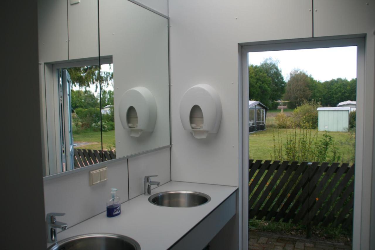 Trekkershut Hotel Beilen Bagian luar foto