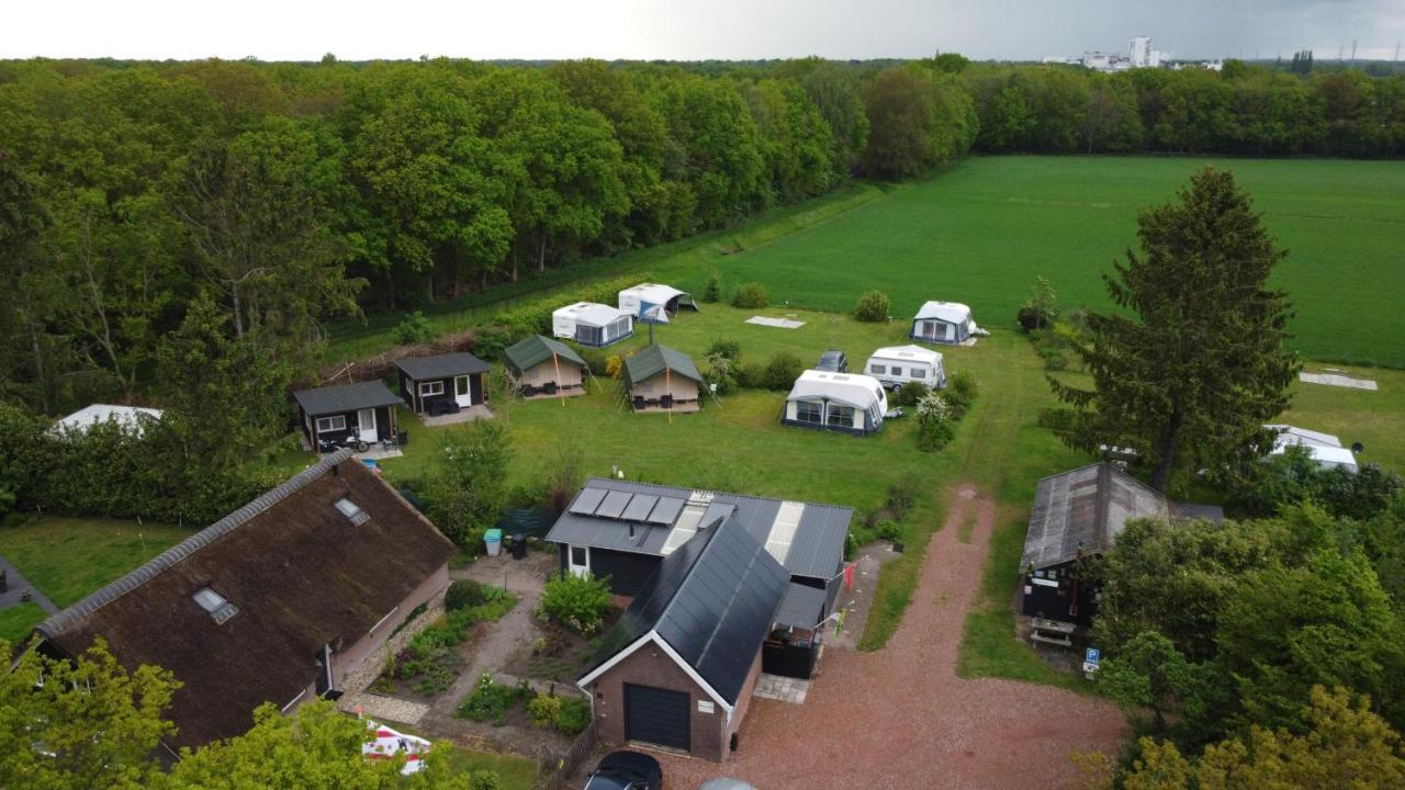 Trekkershut Hotel Beilen Bagian luar foto
