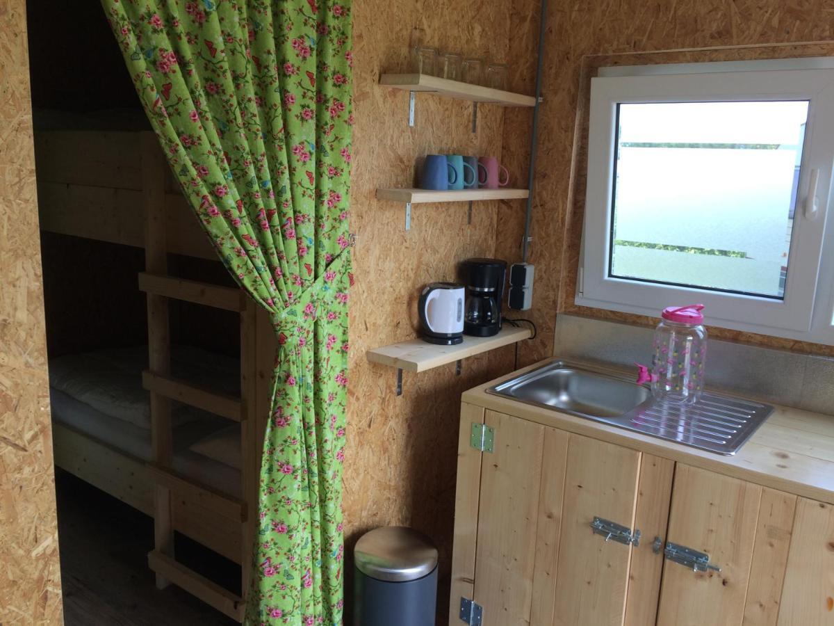Trekkershut Hotel Beilen Bagian luar foto